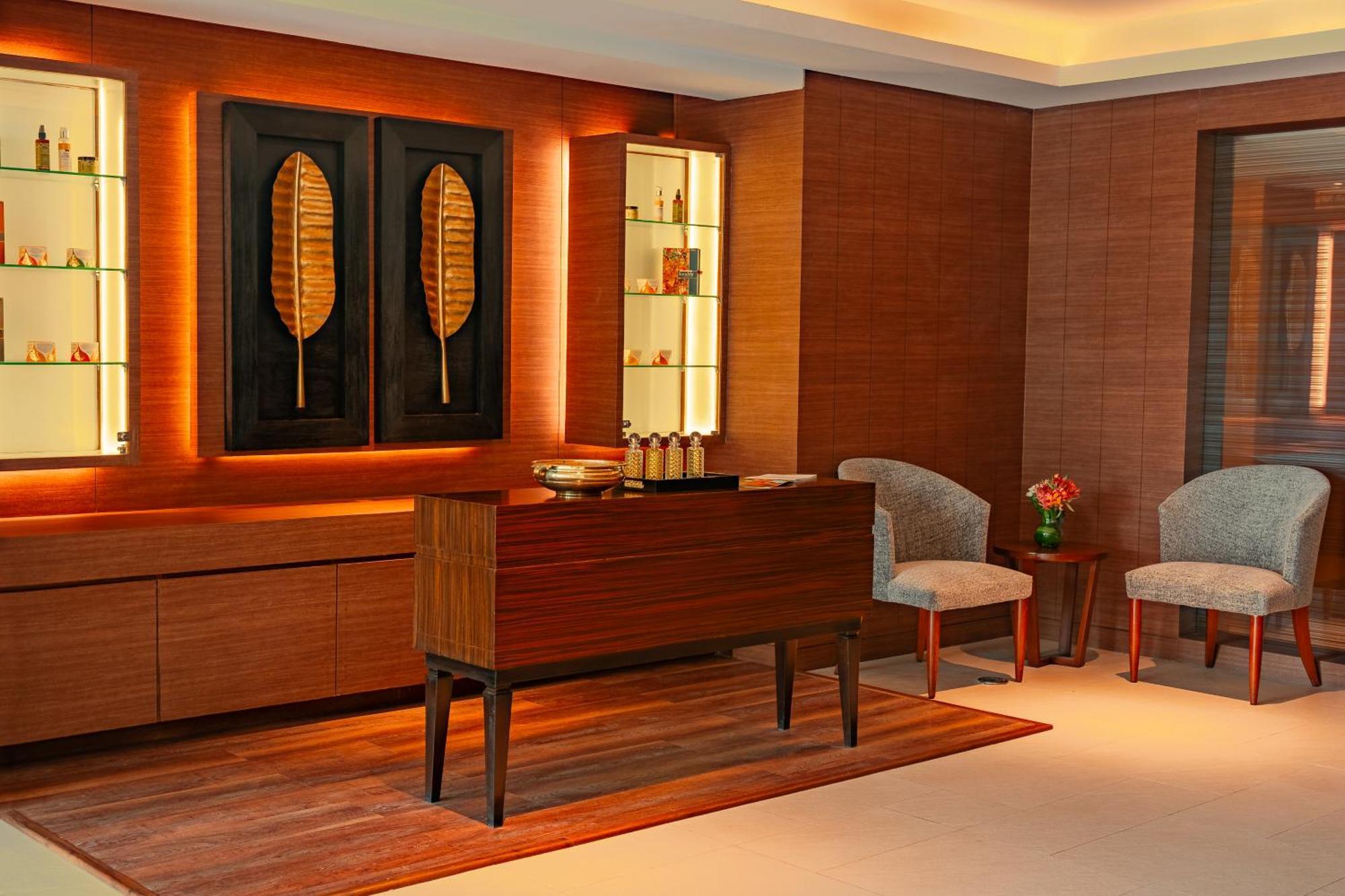 Hyatt פונה מראה חיצוני תמונה The interior of the Bvlgari Hotel in Rome
